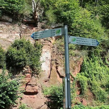 Eifellandhaus * Biersdorf